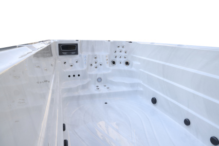 Плавательный бассейн NordicSpa Moreyn (Морейн)